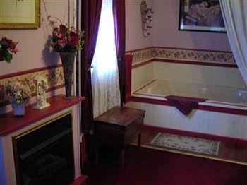 Отель Keller House (Adults Only) Centre Hall Экстерьер фото