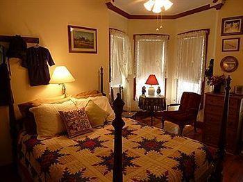 Отель Keller House (Adults Only) Centre Hall Экстерьер фото